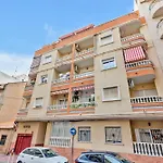 Homely Alcatri شقة