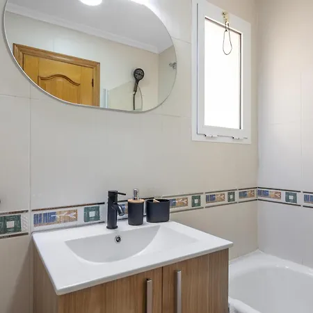 Διαμέρισμα Homely Alcatri