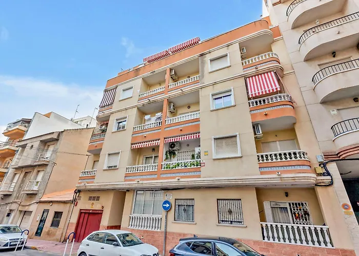 Homely Alcatri Appartement