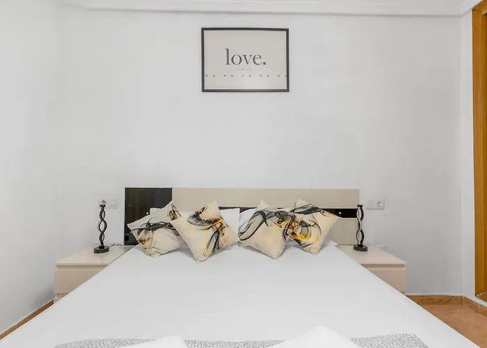 Apartment Homely Alcatri *